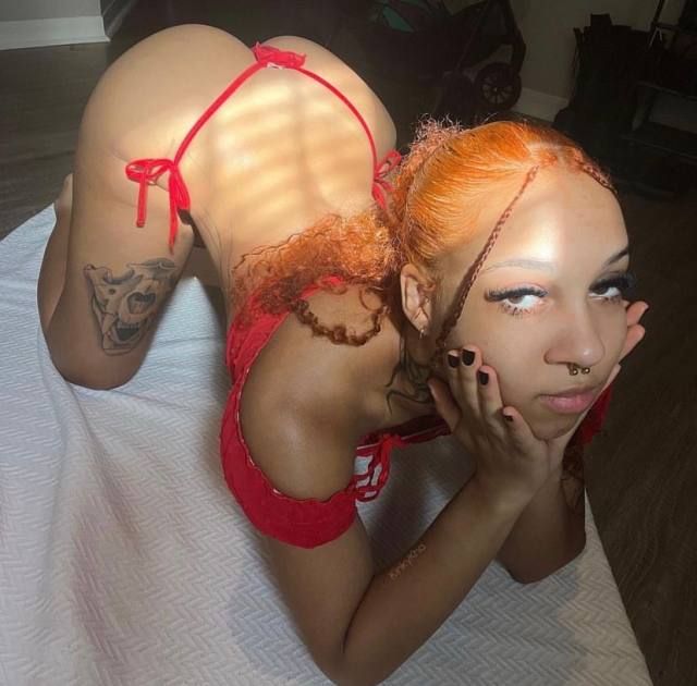 I’m available for Hookup - Image 2